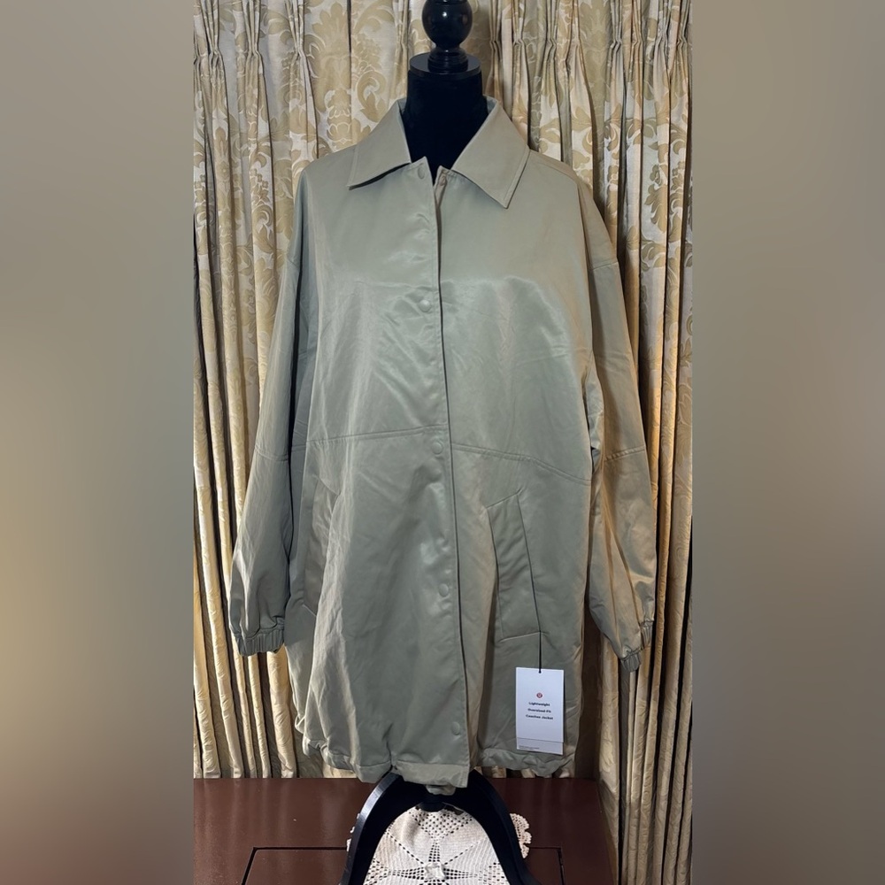 Lululemon Lightweight Oversized Coaches Jacket NWT XL Water Windproof Khaki